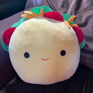 Squishmallow Ted the Taco 14 inches. Pre loves does have some spots
